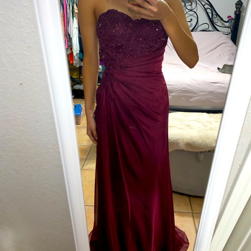 Wine La Femme beautiful dress!